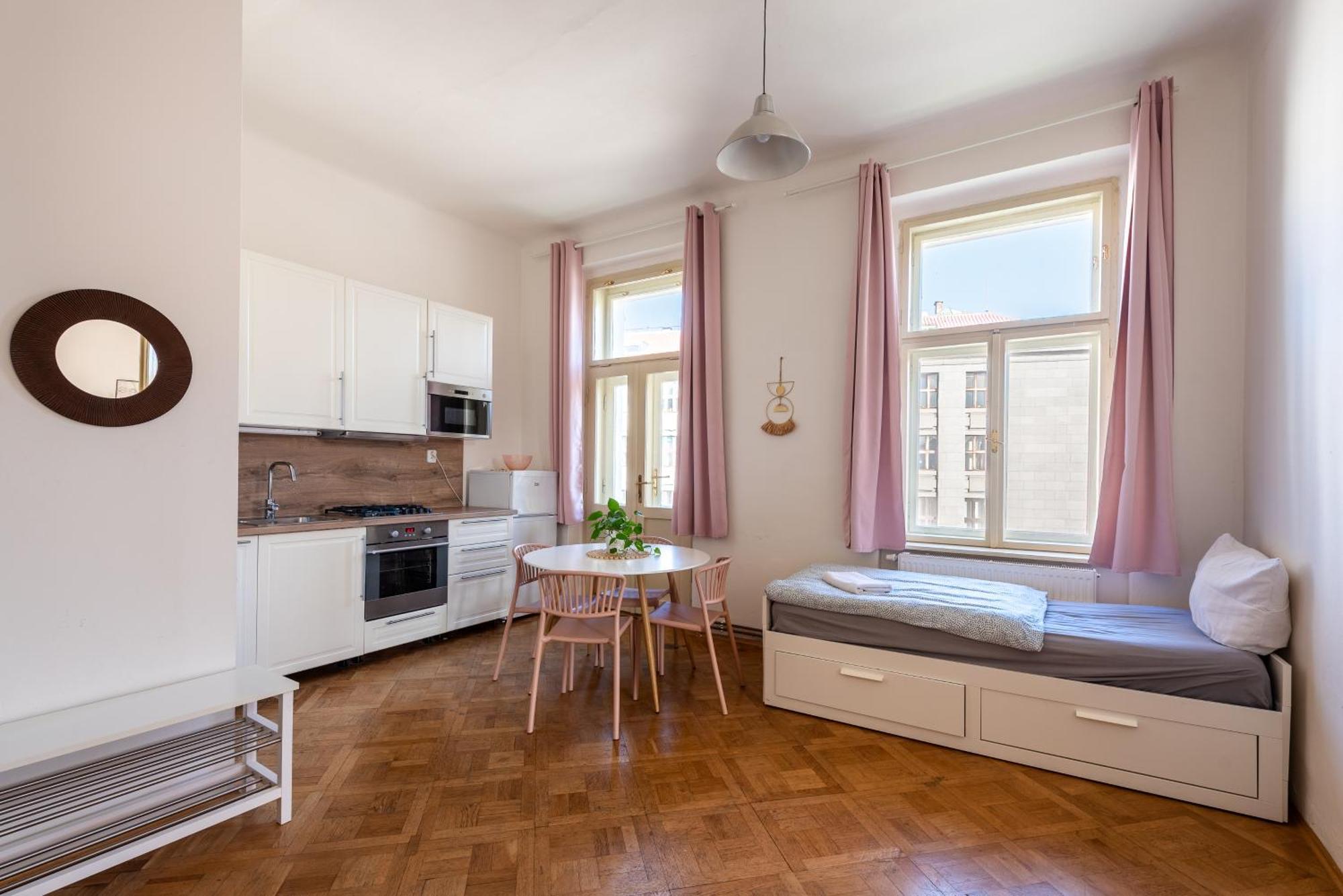פראג Residence Tesnov Apartment מראה חיצוני תמונה